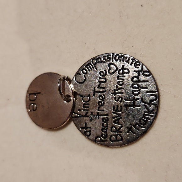 Be Kind, Be True Pendant - Picture 3 of 4